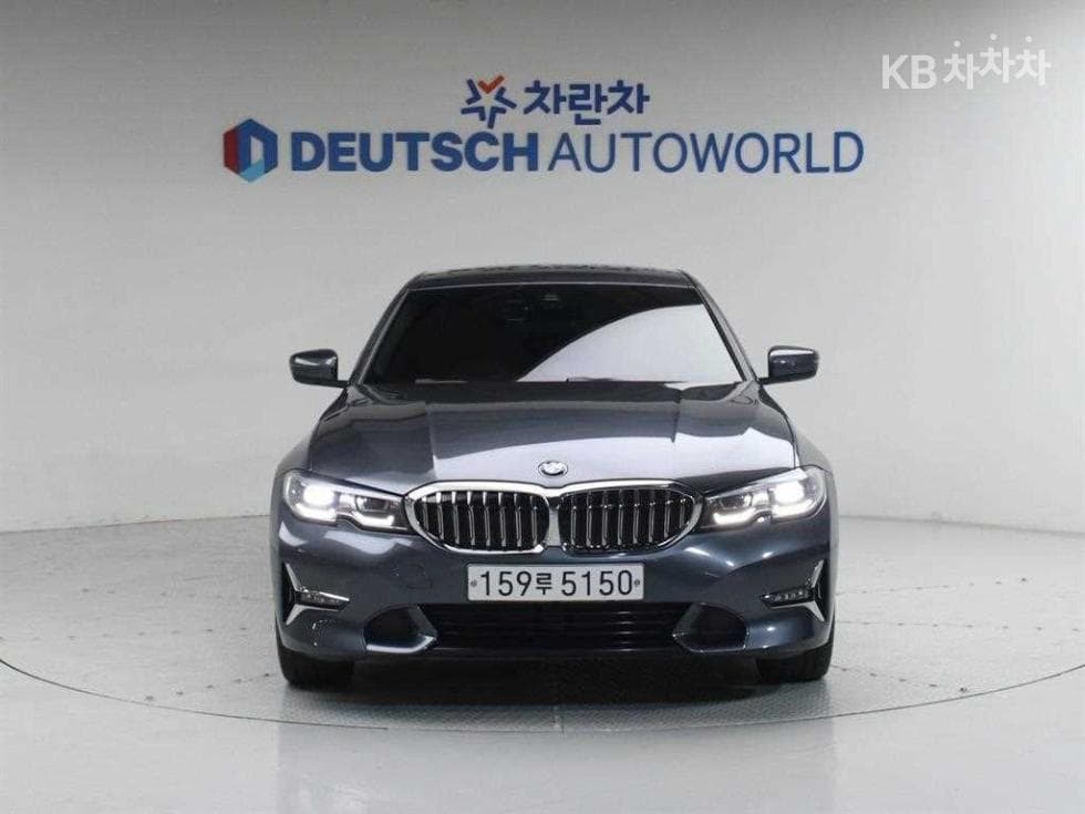 BMW 3 Series (G20)320d xDrive Luxury Line - 3