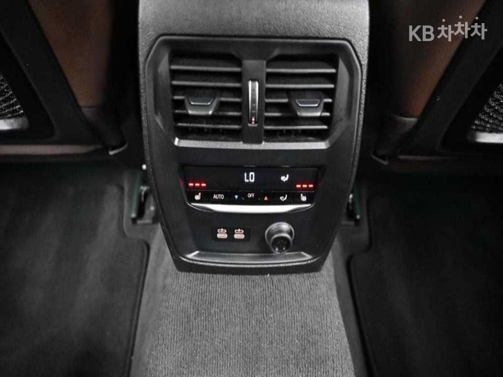 BMW 3 Series (G20)320d xDrive Luxury Line - 16