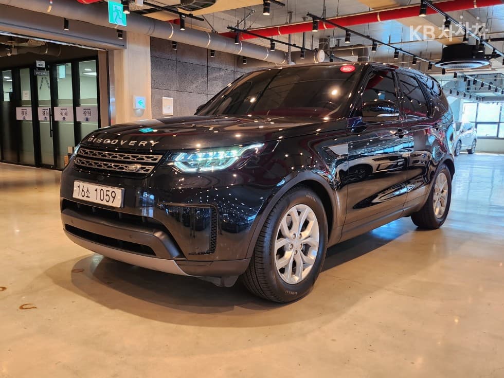 Land Rover 디스커버리5 2.0 SD4 SE - Image 1