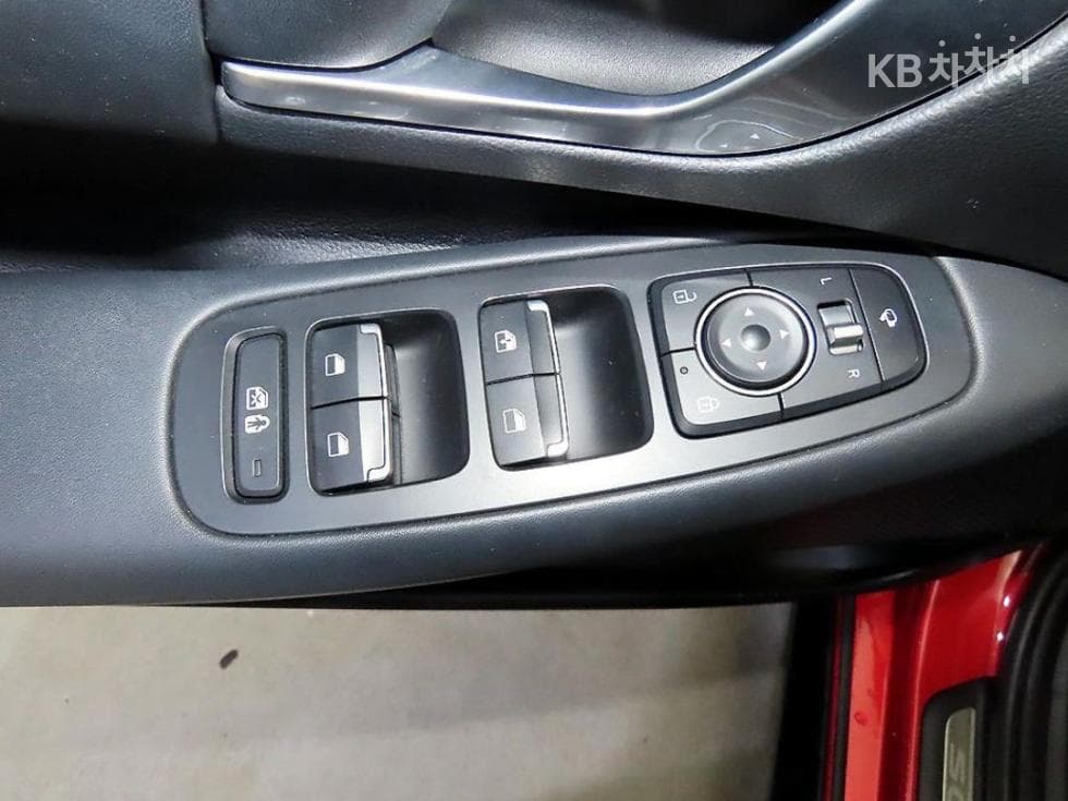 Hyundai Sonata (DN8)1.6 T Premium - 18