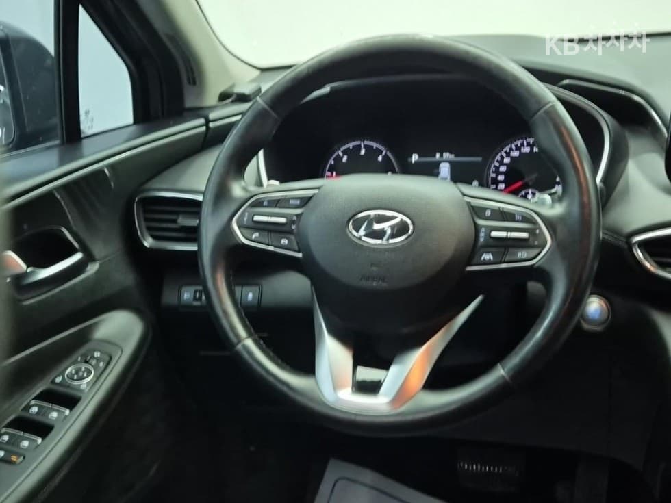 Hyundai The New (facelift) Santa Fe TMDiesel 2.2 2WD Premium 초이스 - 6