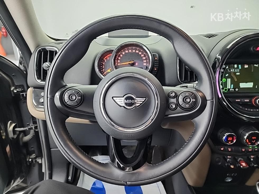 Mini Countryman (F60)2.0 Cooper D All4 Hightrim - 9