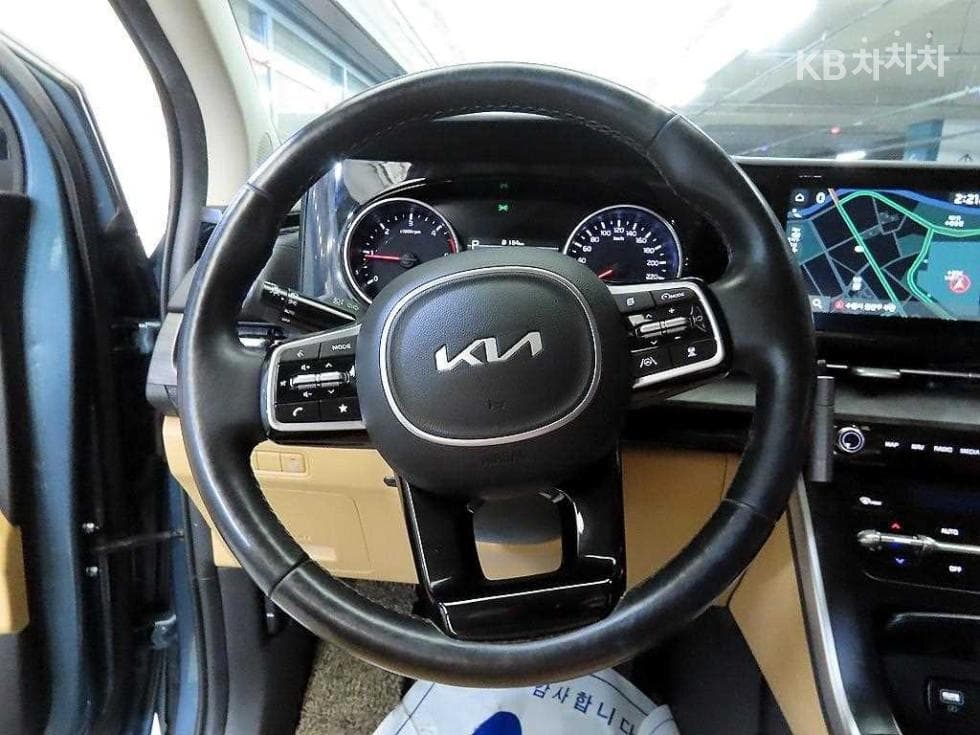Киа Канивал 4-то поколениеG3.5 GDI 9-местен Престиж - 8