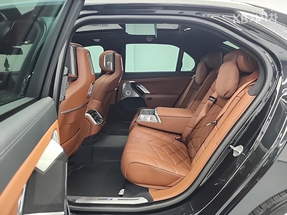 BMW i7xDrive 60 M Sport - 12