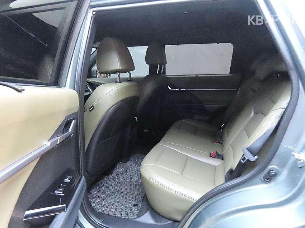 KG Mobility 토레스(J100)1.5 GDI Turbo T7 - 11