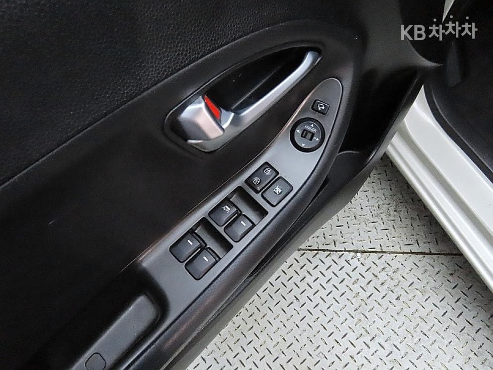 Kia The New (facelift) Morning / PicantoLuxury - 13