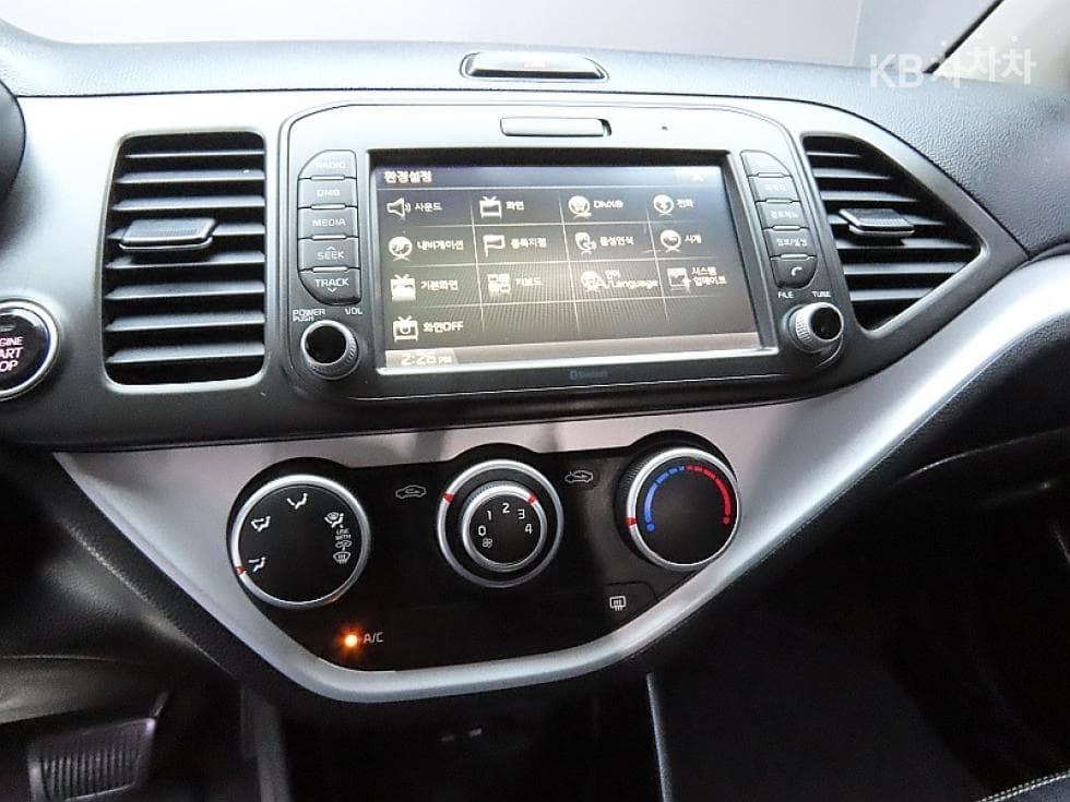 Kia The New (facelift) Morning / PicantoLuxury - 17