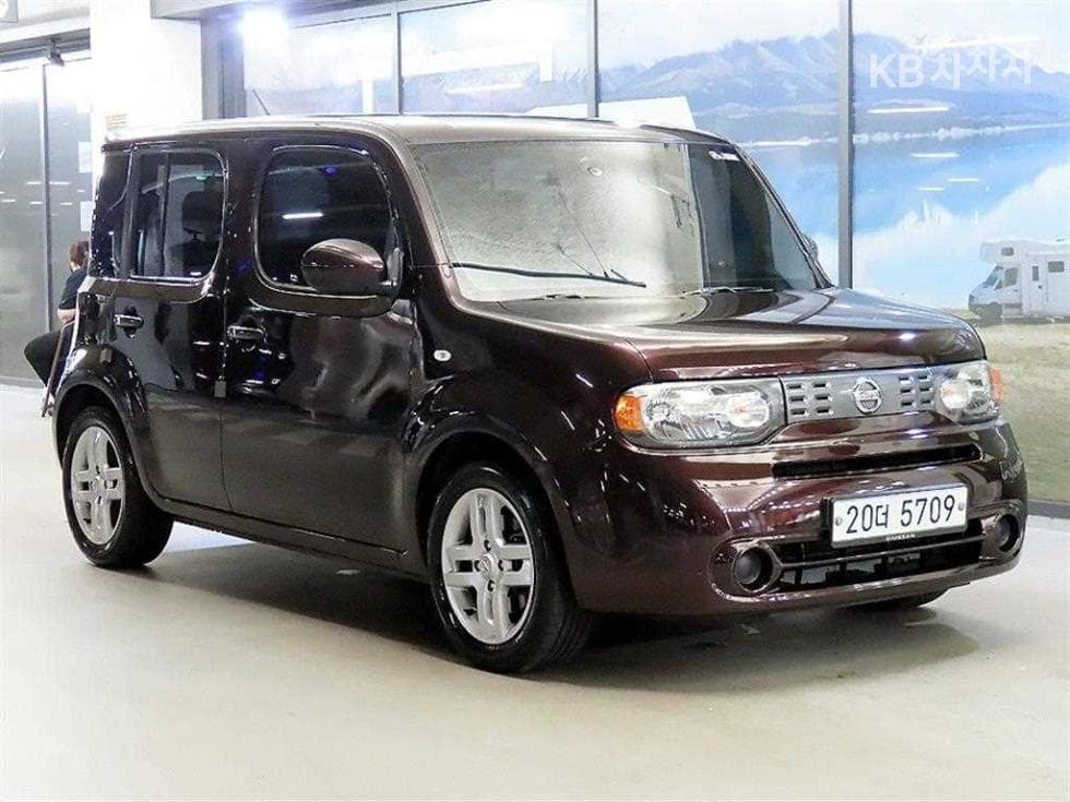Нисан 큐브 1.8 SL CVT (Безстепенна) - Image 1