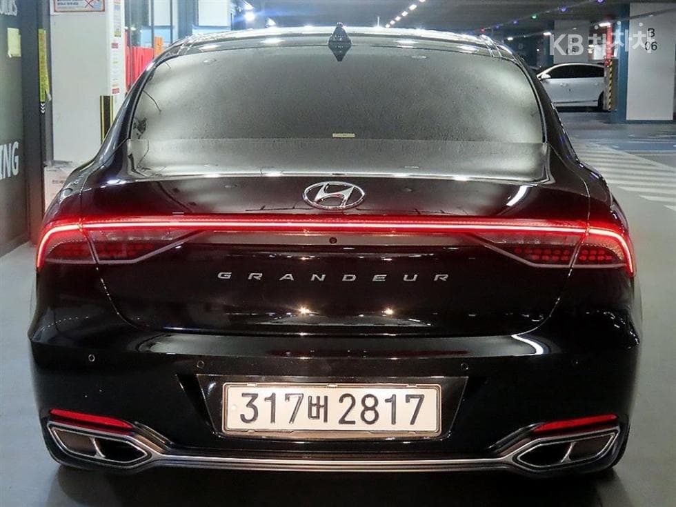 Hyundai The New (facelift) Grandeur (Azera)2.5 Calligraphy - 5