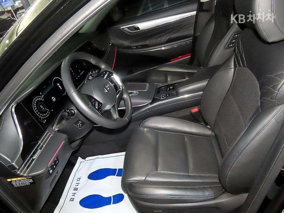Hyundai The New (facelift) Grandeur (Azera)2.5 Calligraphy - 6