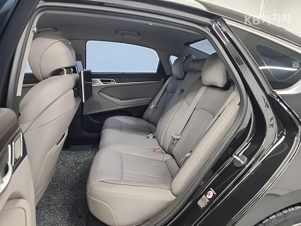Дженезис G803.3 GDI AWD Престиж - 12