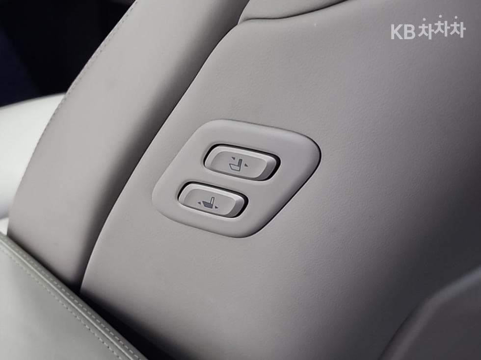 Дженезис G803.3 GDI AWD Престиж - 13