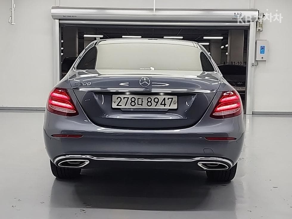 Mercedes-Benz E-ClassE300 W124 - 3