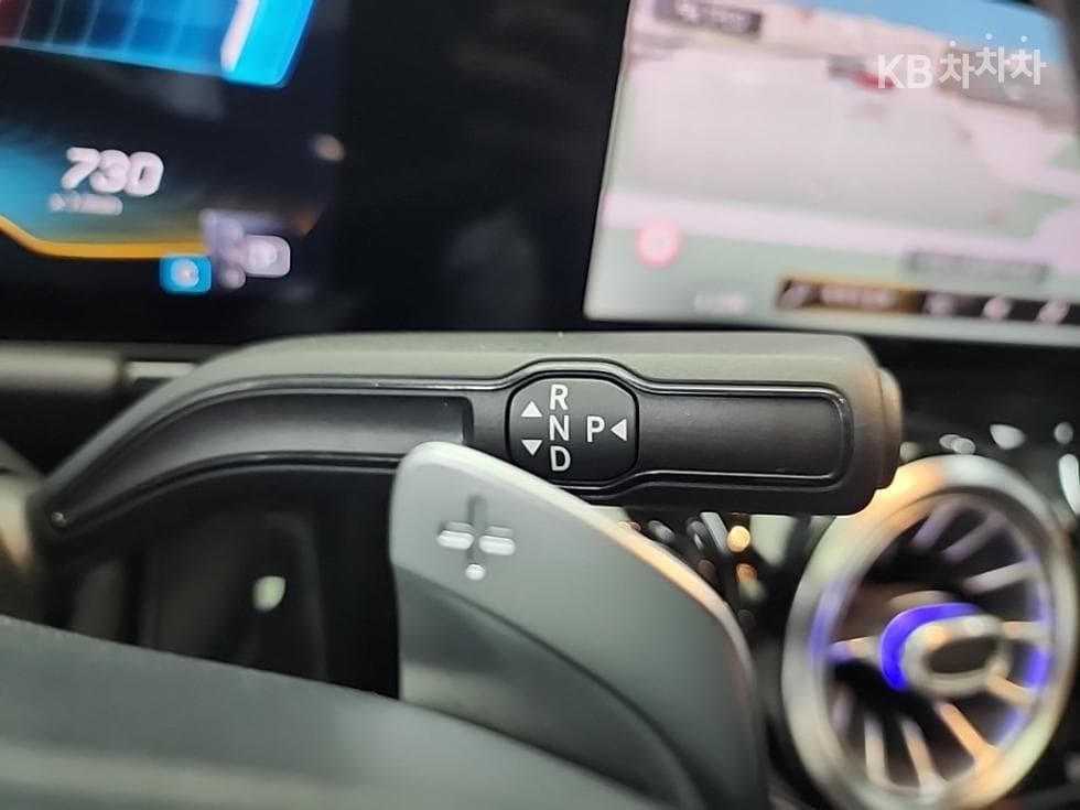 Mercedes-Benz GLA X156GLA45 AMG 4매틱 - 8