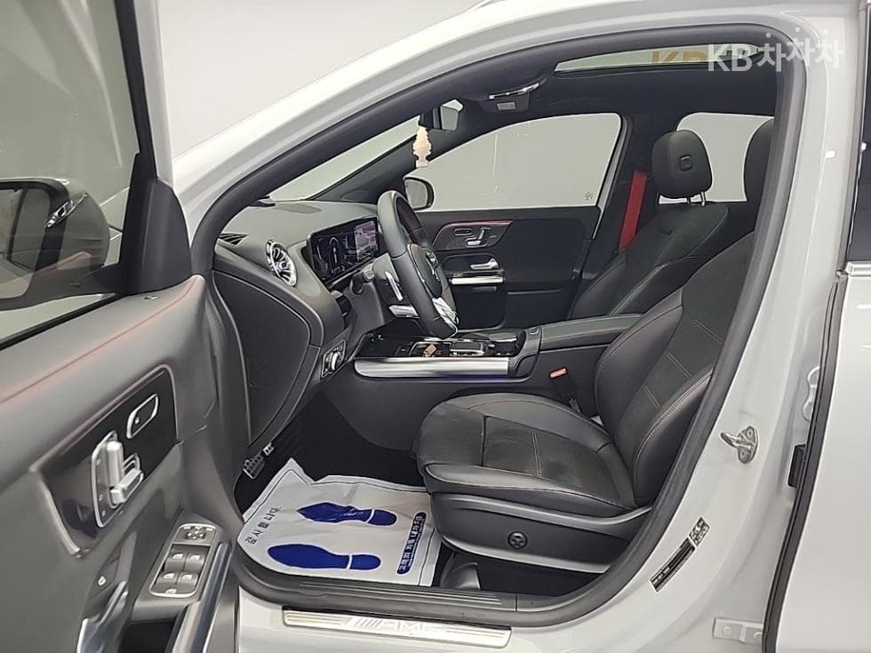 Mercedes-Benz GLA X156GLA45 AMG 4매틱 - 11