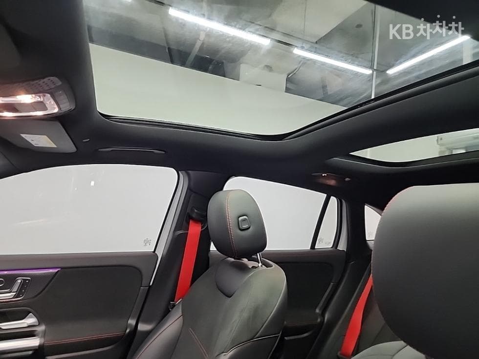 Mercedes-Benz GLA X156GLA45 AMG 4매틱 - 13