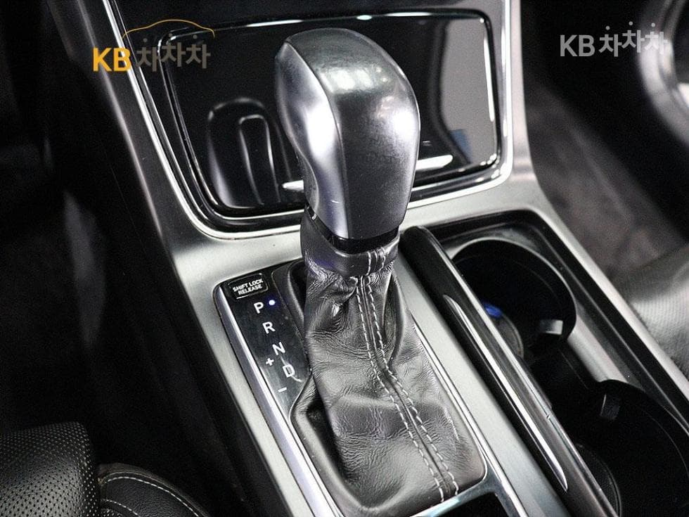 Hyundai Grandeur (Azera)IG HybridExclusive Standard - 8