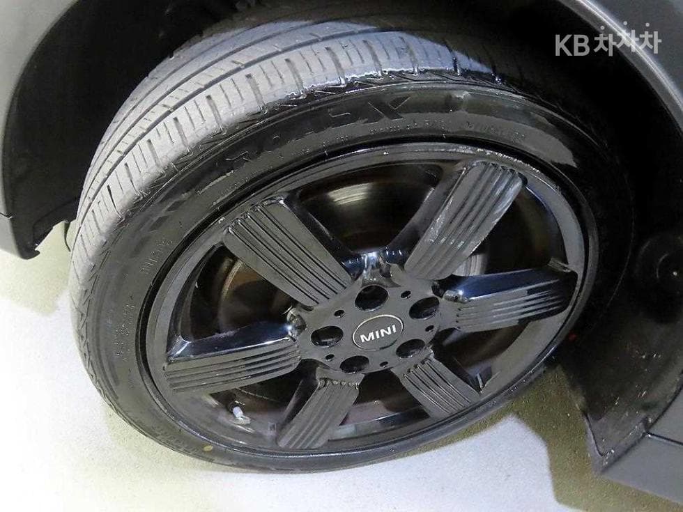 Мини Нов КабриолетS 2.0 Classic Стандартен - 20