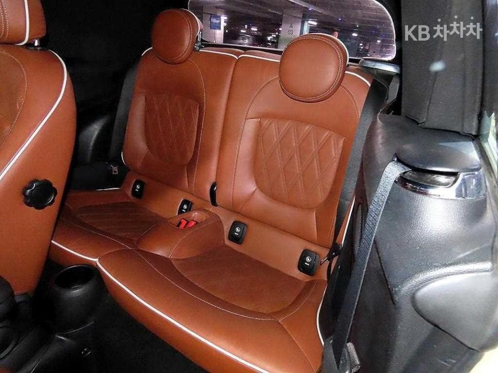 Мини Нов КабриолетS 2.0 Classic Стандартен - 9
