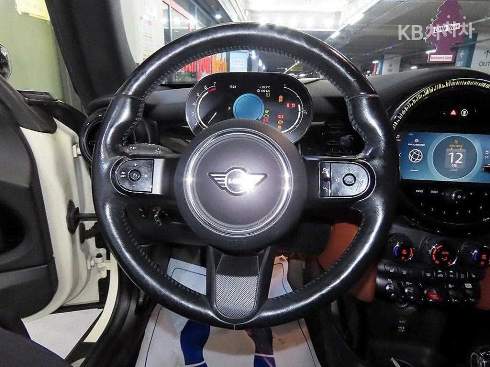 Мини Нов КабриолетS 2.0 Classic Стандартен - 11