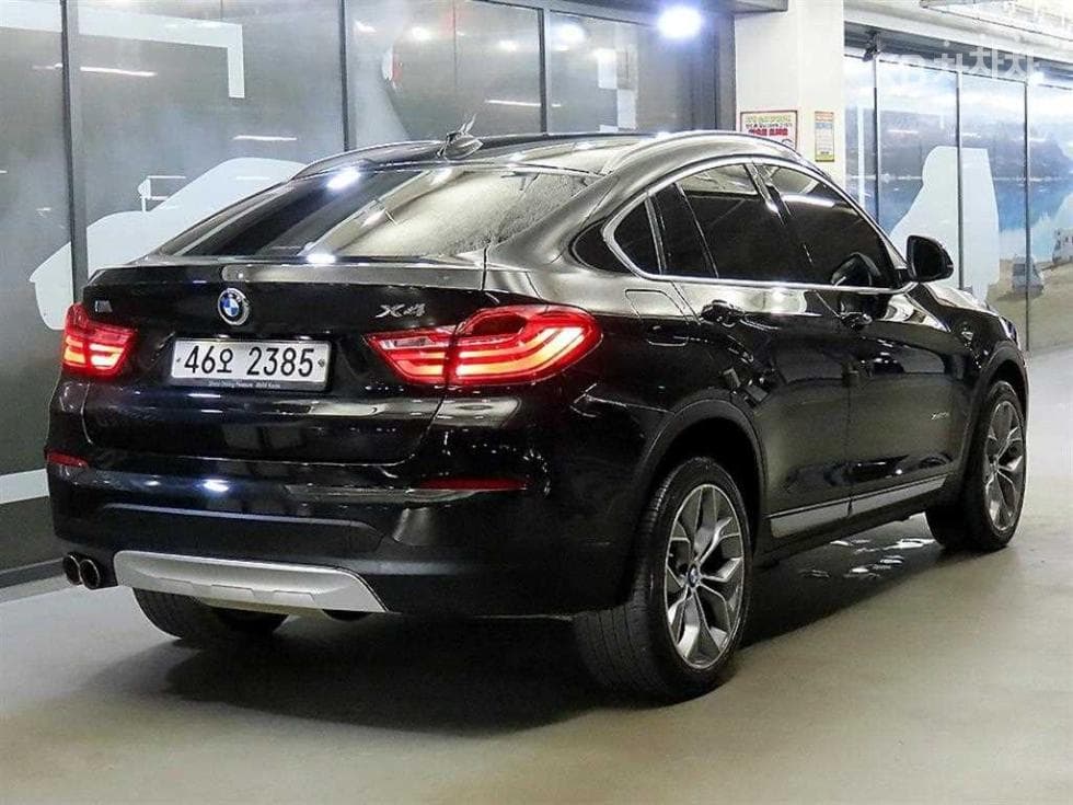 BMW X4 (F26)20d xDrive xLine - 4