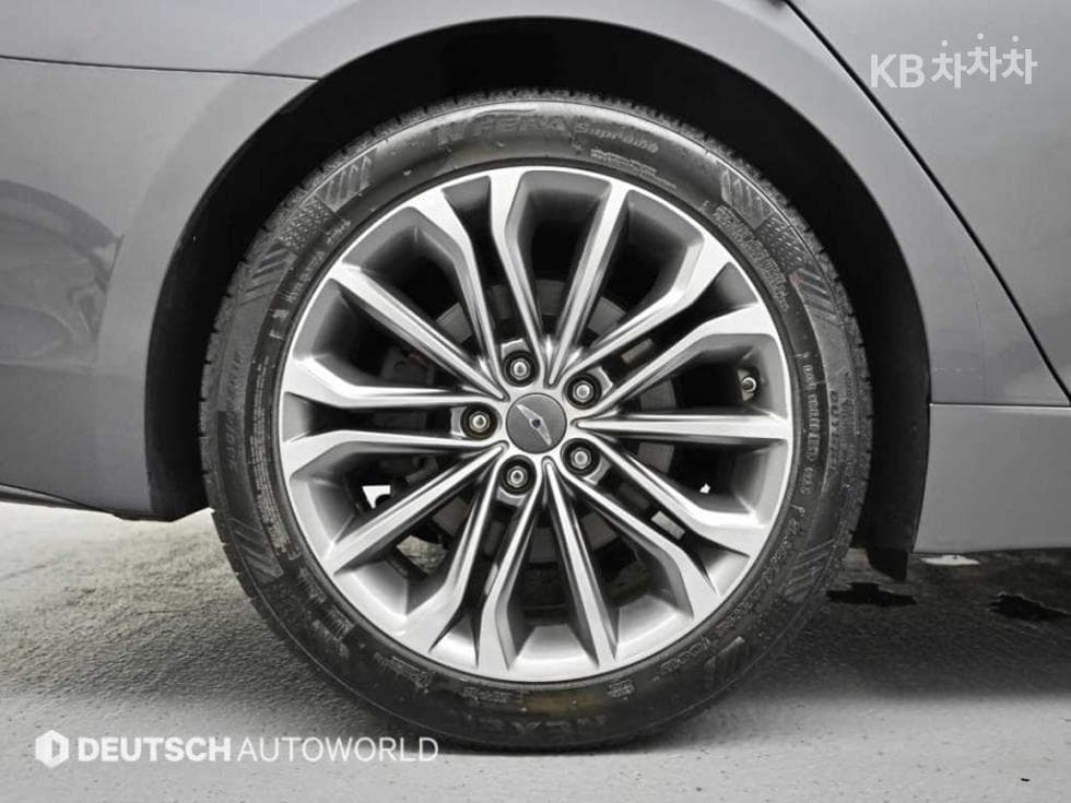 Хюндай ДженезисDHG330 Premium AWD - 5