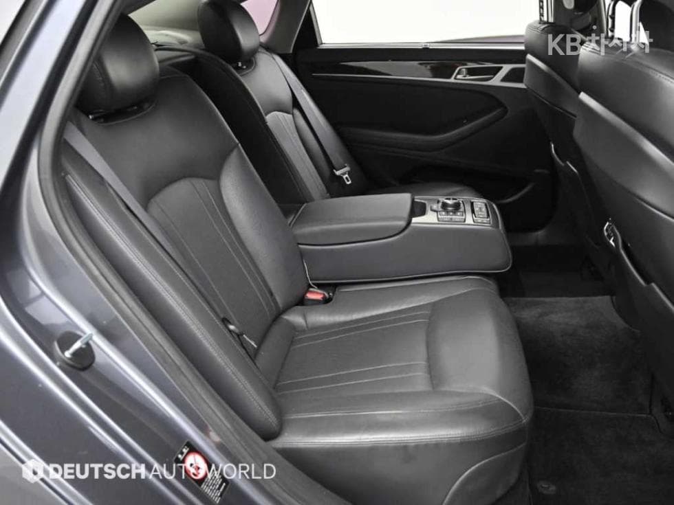 Хюндай ДженезисDHG330 Premium AWD - 12