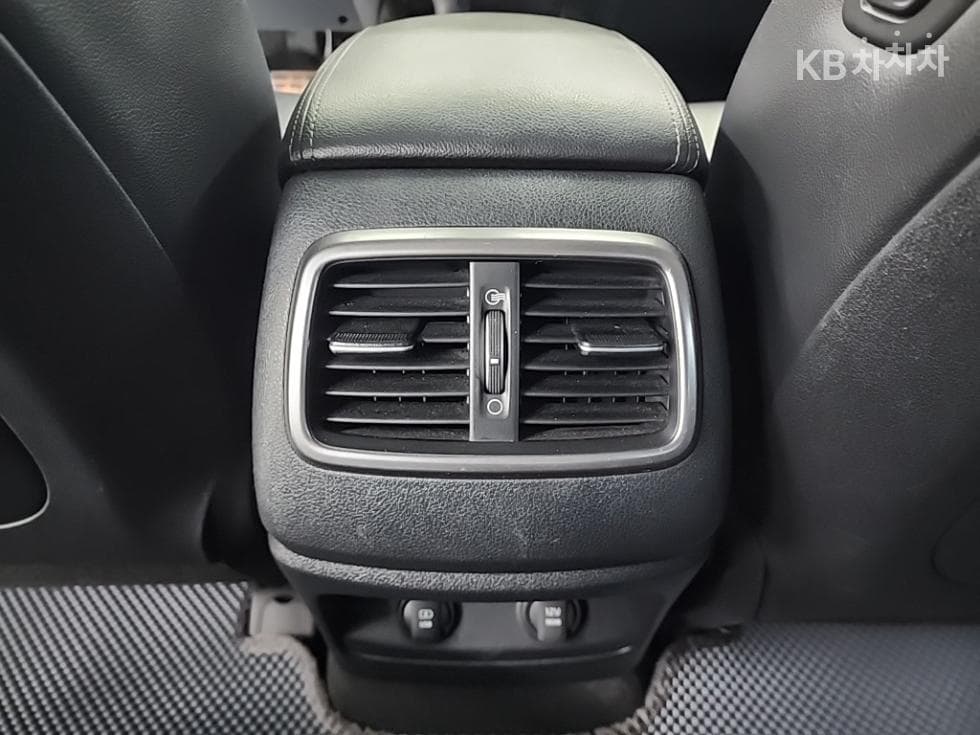 Kia The New (facelift) Sorento2.2 Diesel 4WD 마스터 - 13