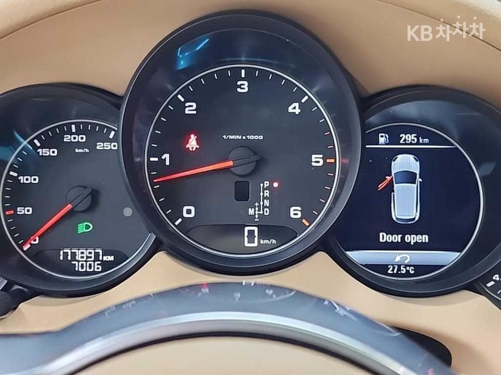 Porsche Нов Cayenne(958)3.0 Дизел Platinum Edition - 6