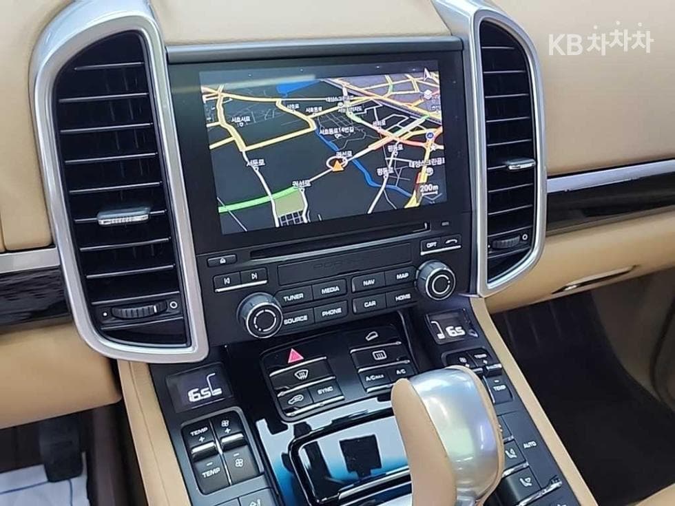 Porsche Нов Cayenne(958)3.0 Дизел Platinum Edition - 10