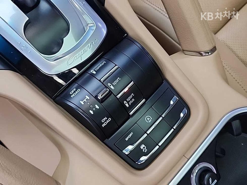 Porsche Нов Cayenne(958)3.0 Дизел Platinum Edition - 17