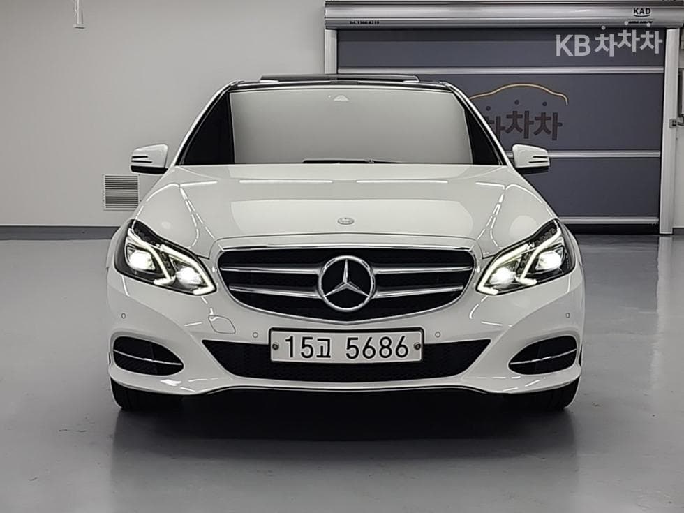 Mercedes-Benz New E-ClassE220 CDI Avantgarde W212 - 2