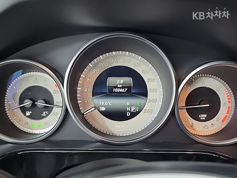 Mercedes-Benz New E-ClassE220 CDI Avantgarde W212 - 6