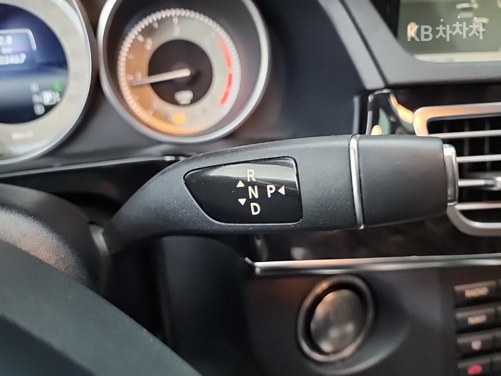 Mercedes-Benz New E-ClassE220 CDI Avantgarde W212 - 8