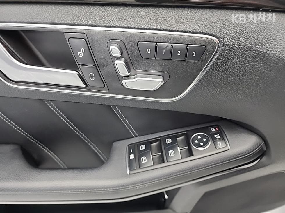 Mercedes-Benz New E-ClassE220 CDI Avantgarde W212 - 17
