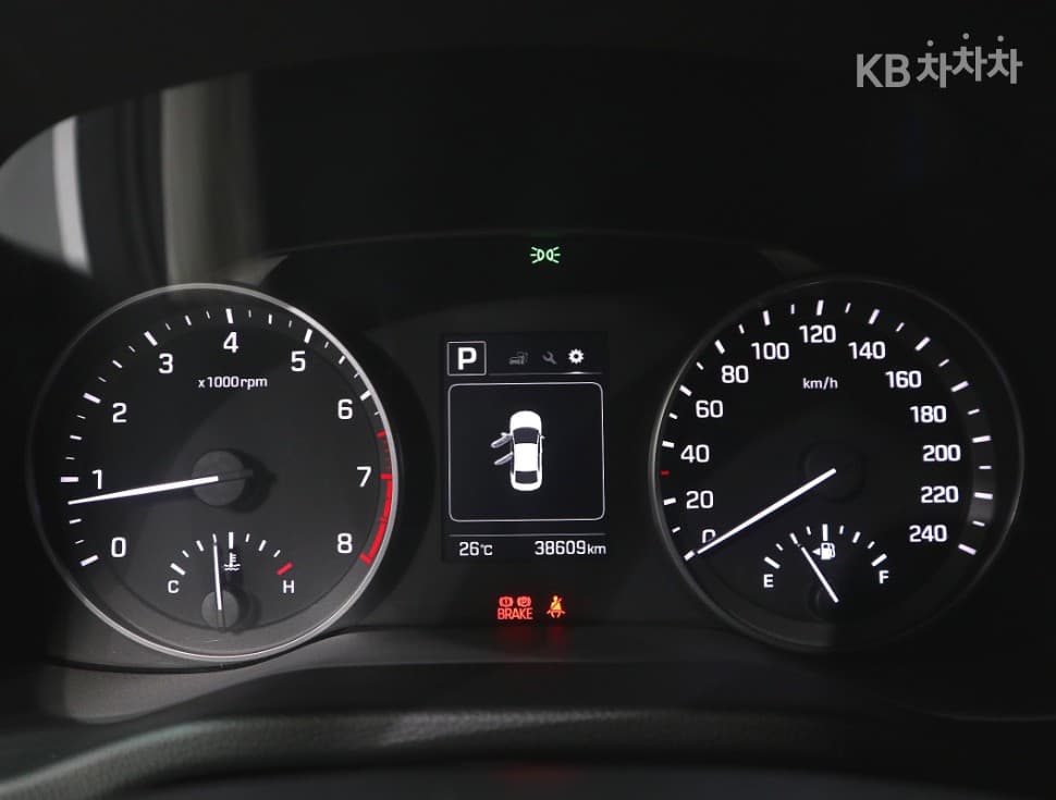Hyundai Avante (Elantra)AD1.6 GDi Value Plus - 7