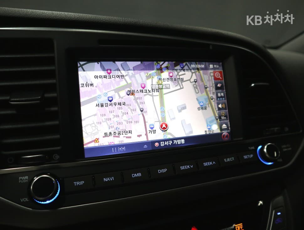 Hyundai Avante (Elantra)AD1.6 GDi Value Plus - 11