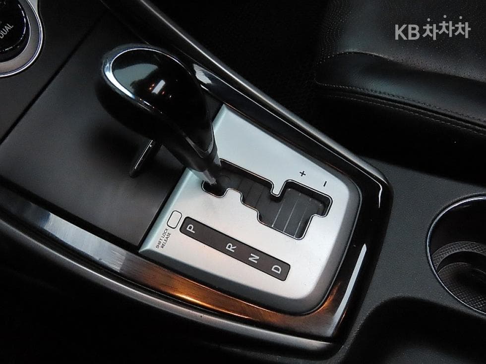 Hyundai Avante (Elantra)MDM16 GDi TOP - 9