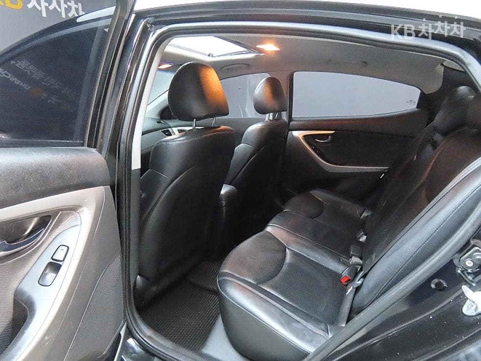 Hyundai Avante (Elantra)MDM16 GDi TOP - 11