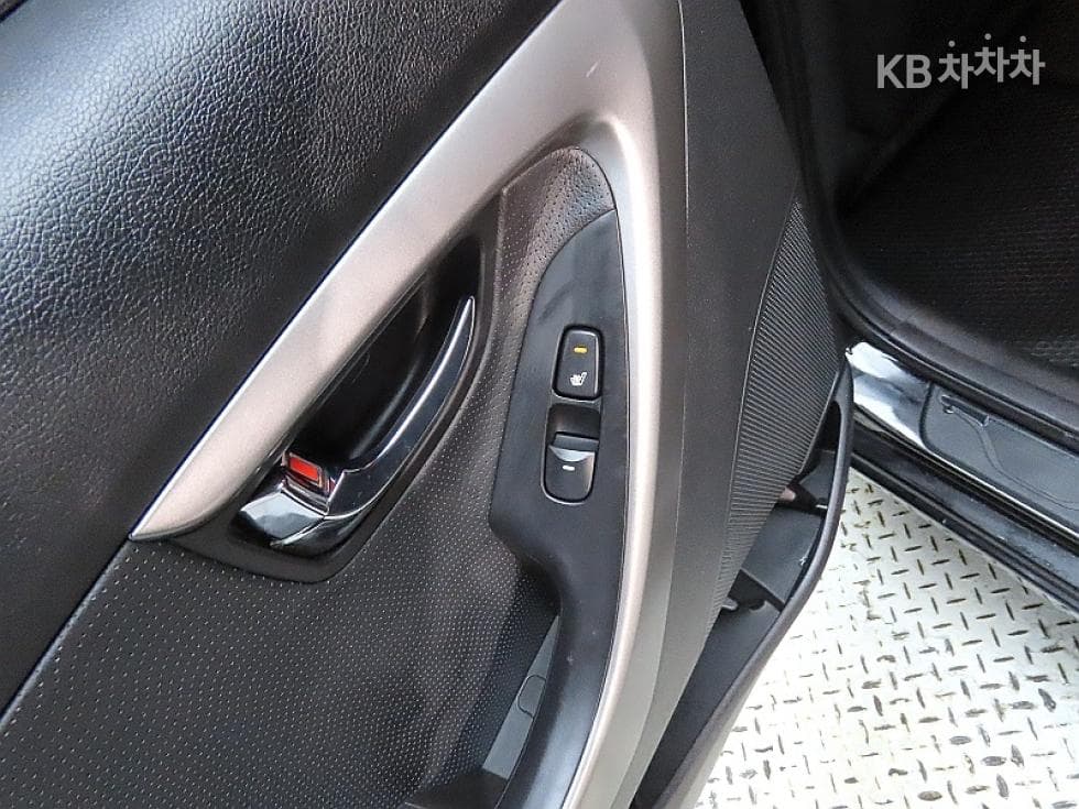 Hyundai Avante (Elantra)MDM16 GDi TOP - 18