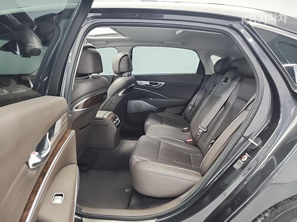 Kia 더 K93.8 GDI AWD 플래티넘Ⅰ - 12