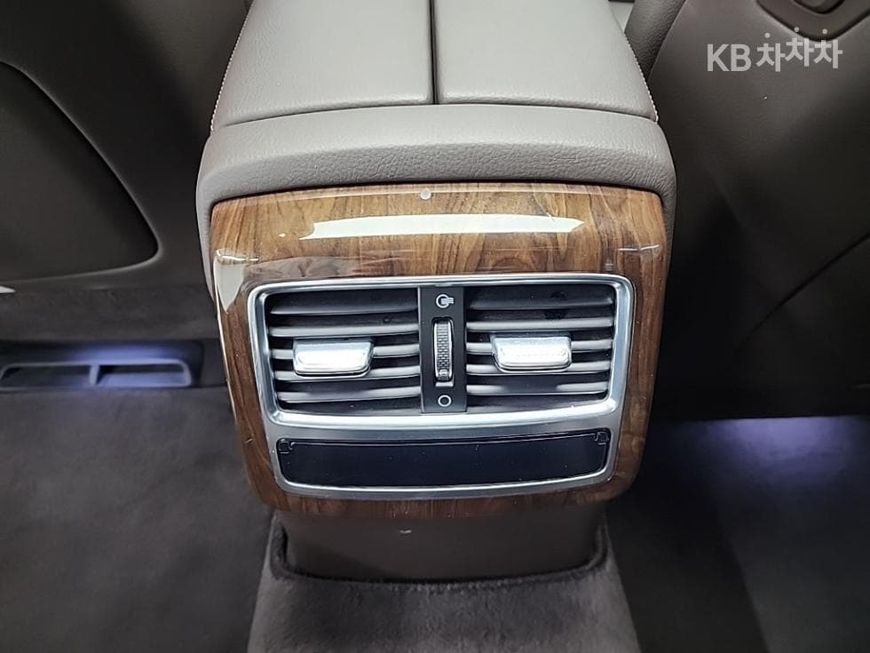 Kia 더 K93.8 GDI AWD 플래티넘Ⅰ - 13