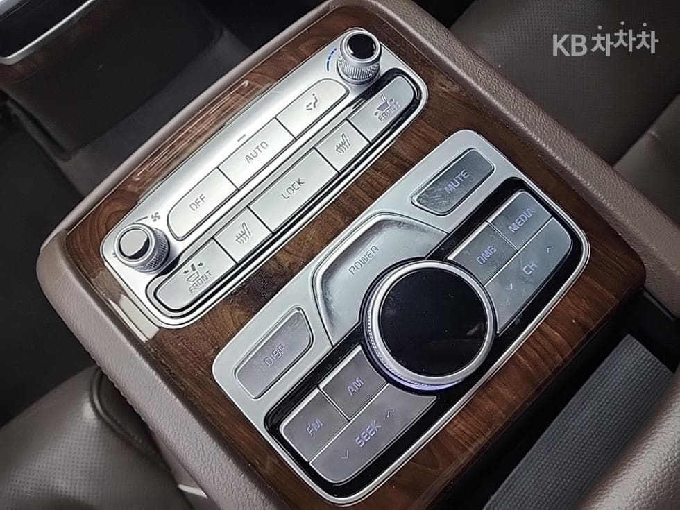 Kia 더 K93.8 GDI AWD 플래티넘Ⅰ - 15