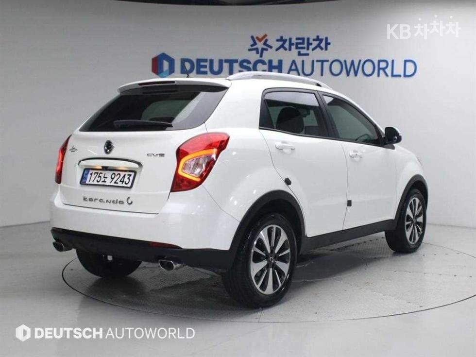 КейДжи Мобилити Нов코란도 C2.0 어드벤처 60th 에디션 2WD - 2