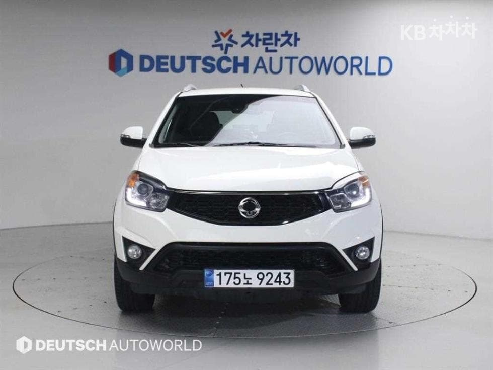 КейДжи Мобилити Нов코란도 C2.0 어드벤처 60th 에디션 2WD - 3
