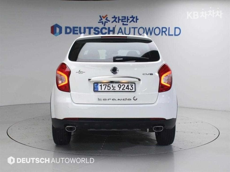 КейДжи Мобилити Нов코란도 C2.0 어드벤처 60th 에디션 2WD - 4