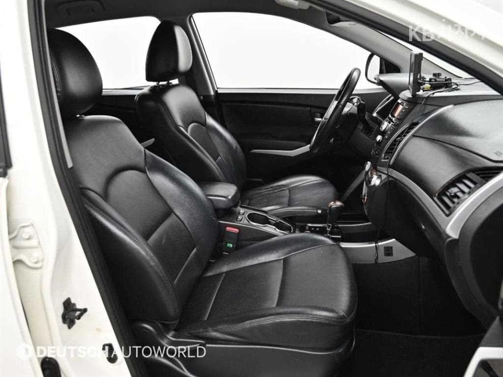 КейДжи Мобилити Нов코란도 C2.0 어드벤처 60th 에디션 2WD - 10