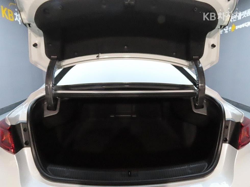 Renault Korea SM62.0 GDe LE Standard - 19