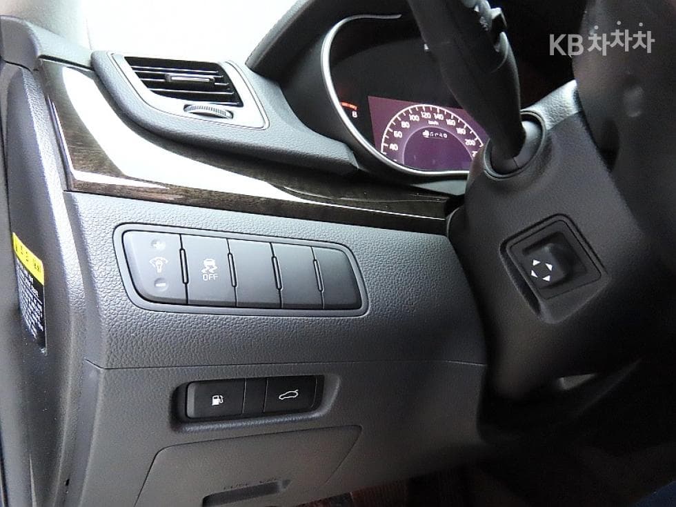 Kia The New (facelift) K73.0 GDI Prestige - 12