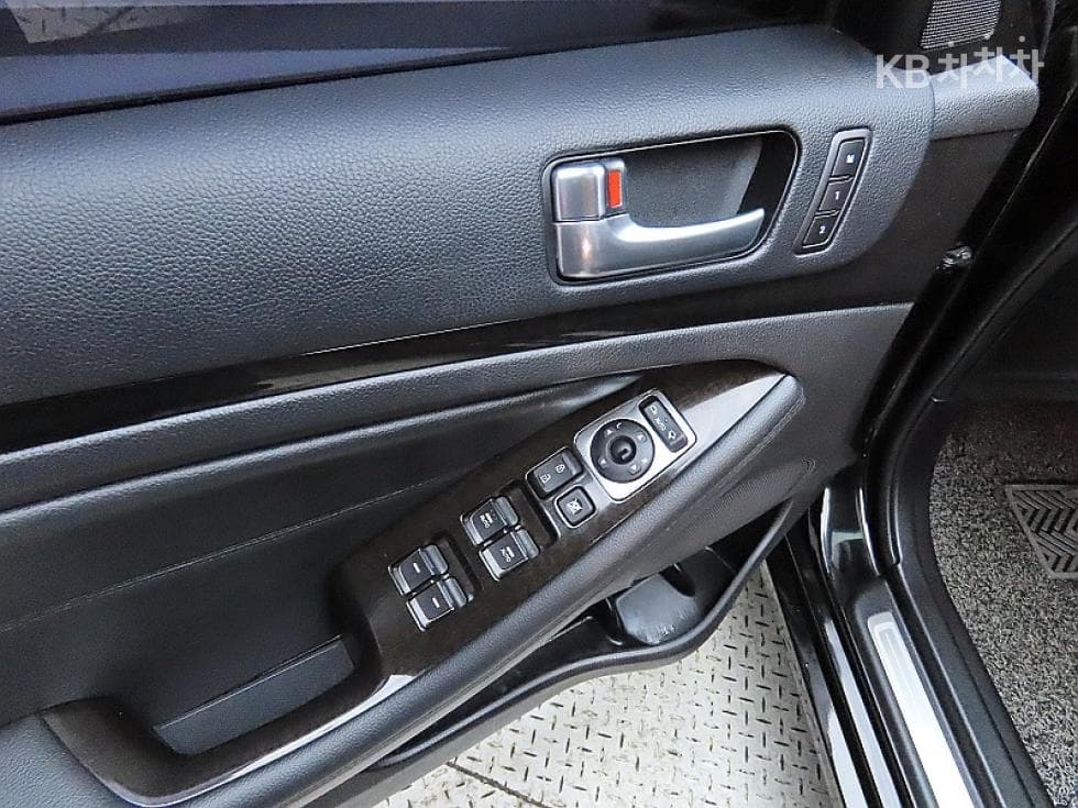 Kia The New (facelift) K73.0 GDI Prestige - 13